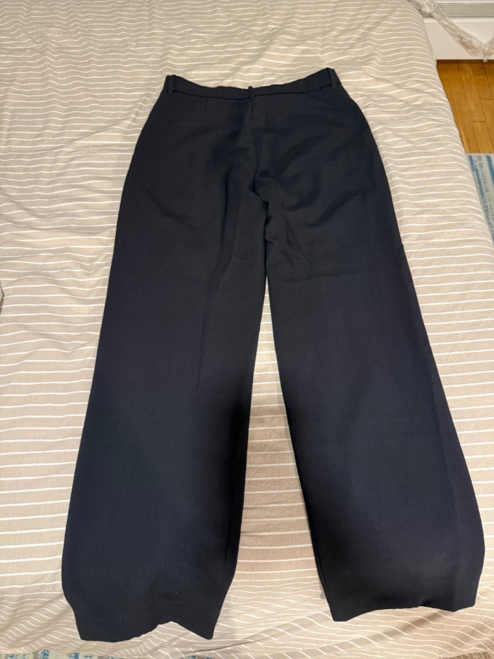 Abercrombie & Fitch Sloane Tailored Wide Leg Pant in Black Size 30/10 L - Picture 4 of 6